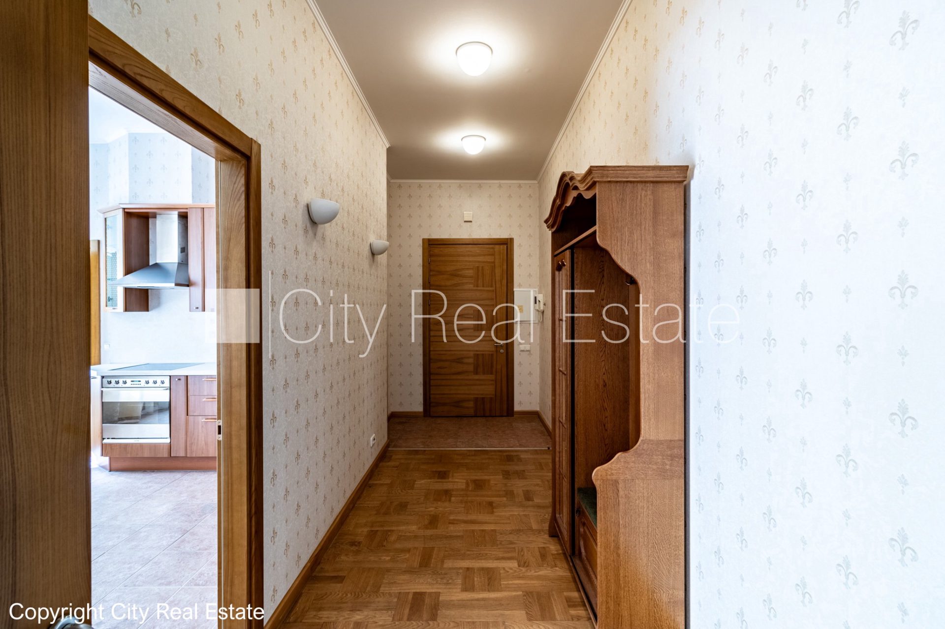 3-комнатная квартира в Рига, Центр, 105 м², аренда, Фото 6 из 10
