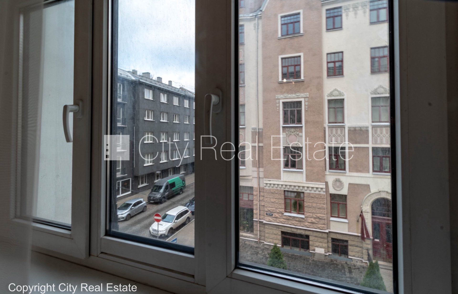 3-комнатная квартира в Рига, Центр, 124 м², аренда, Фото 2 из 10