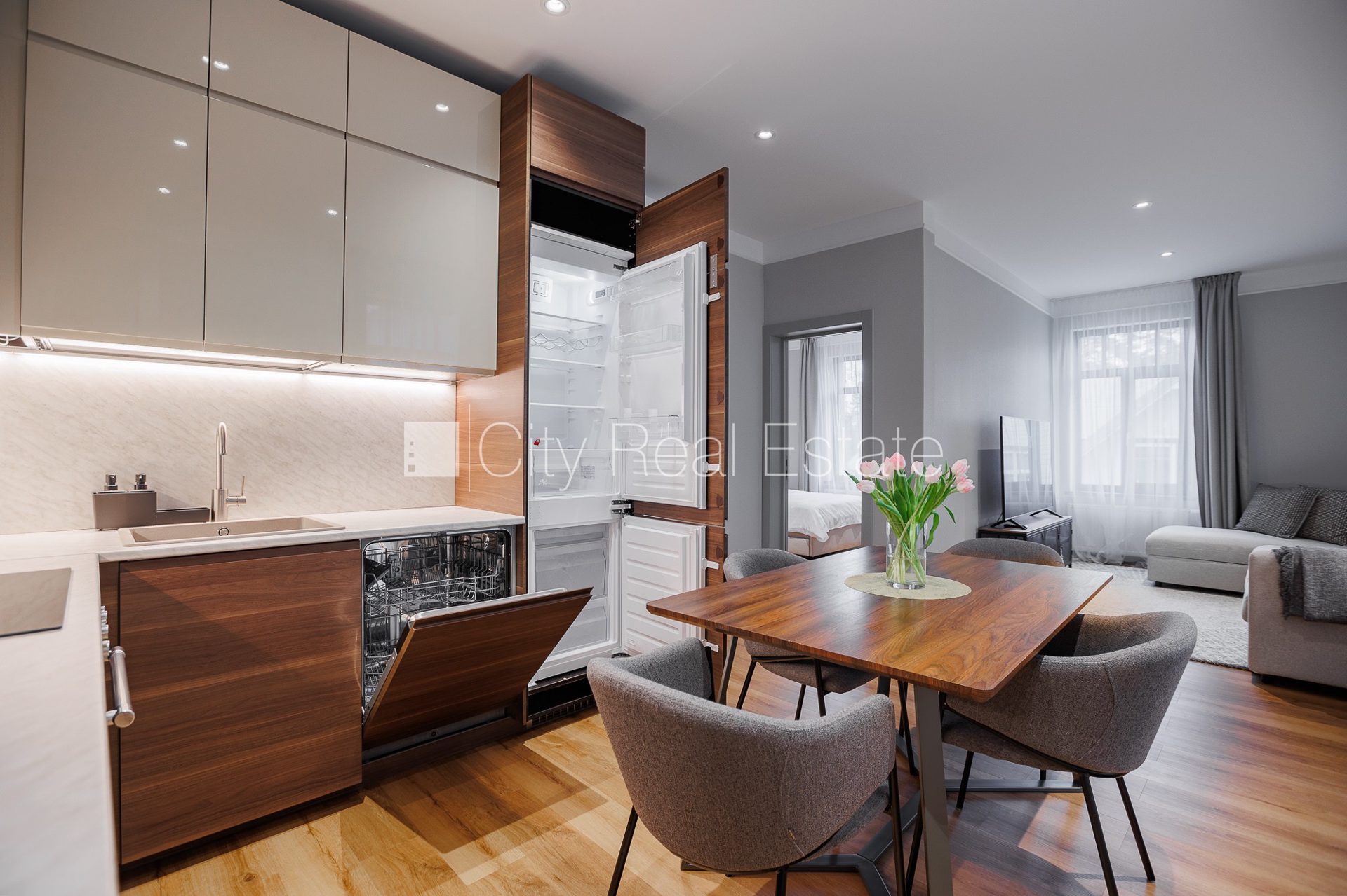 4 kambarių butas Jūrmala, Majori, 80 m², nuomojamas, Nuotrauka 8 iš 10