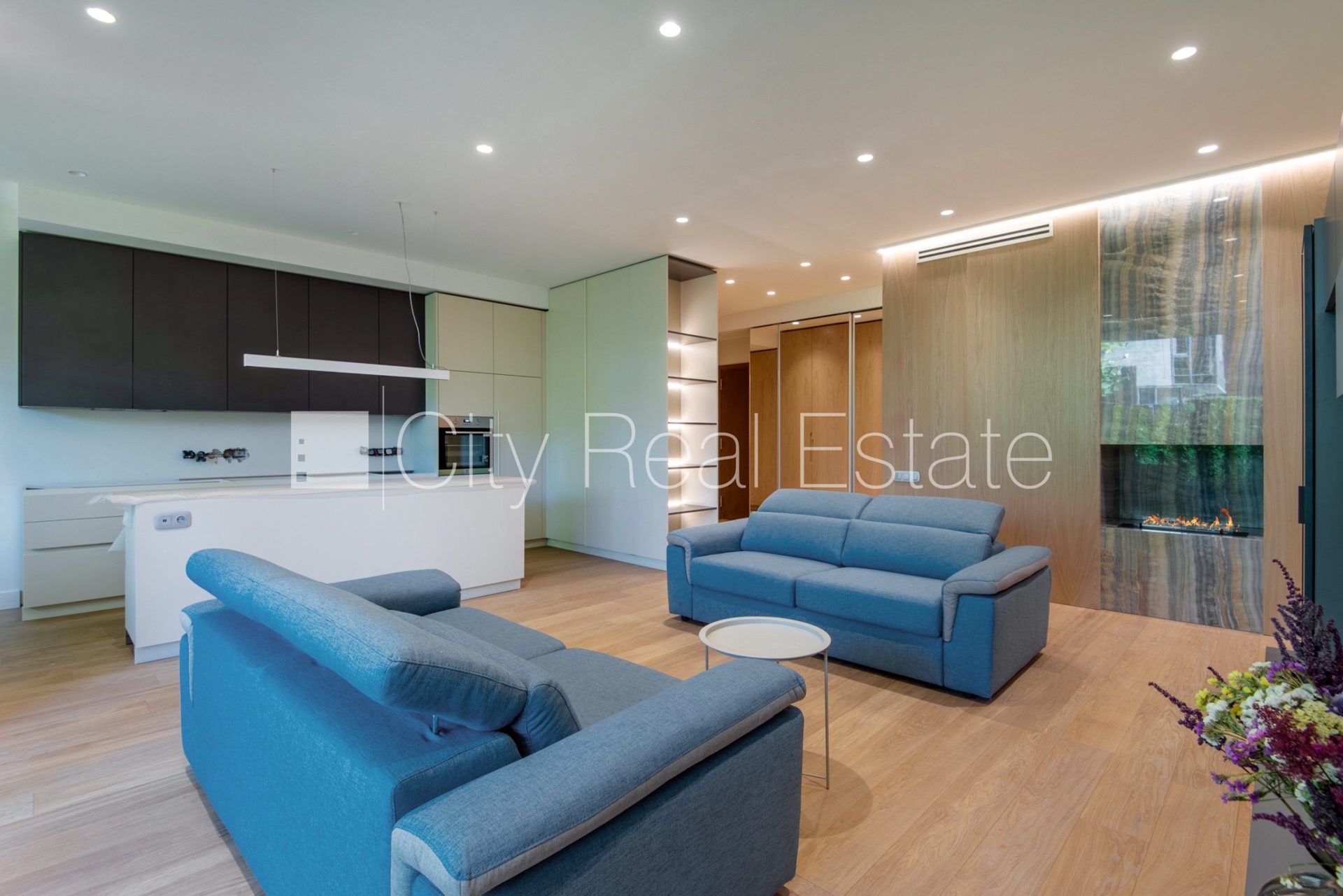 3 kambarių butas Jūrmala, Dzintari, 131 m², nuomojamas, Nuotrauka 2 iš 10