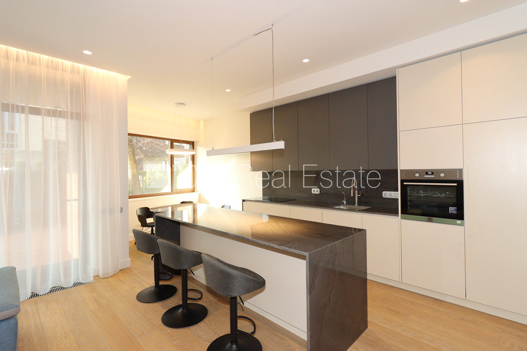 3 kambarių butas Jūrmala, Dzintari, 131 m², nuomojamas, Nuotrauka 5 iš 10