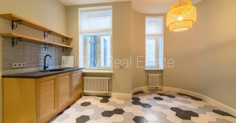 4 kambarių butas Rīga, Centrs, 147 m², nuomojamas, Nuotrauka 2 iš 10