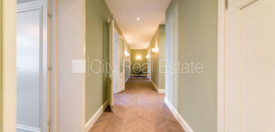 4 kambarių butas Rīga, Centrs, 147 m², nuomojamas, Nuotrauka 3 iš 10