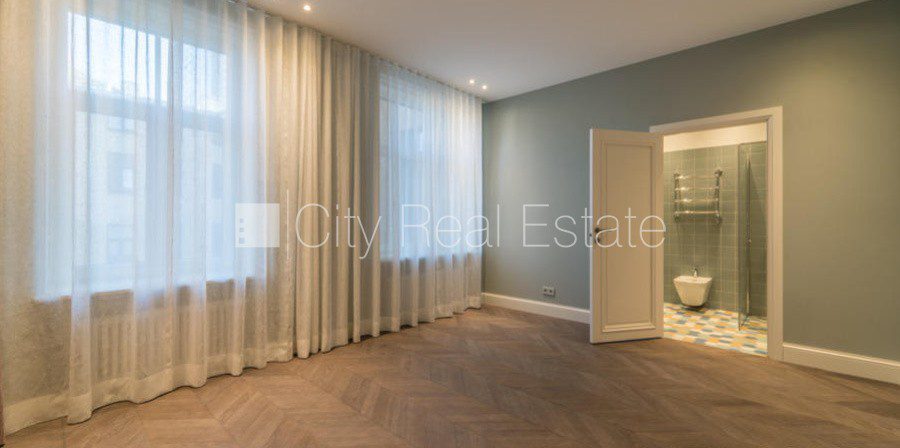 4 kambarių butas Rīga, Centrs, 147 m², nuomojamas, Nuotrauka 9 iš 10