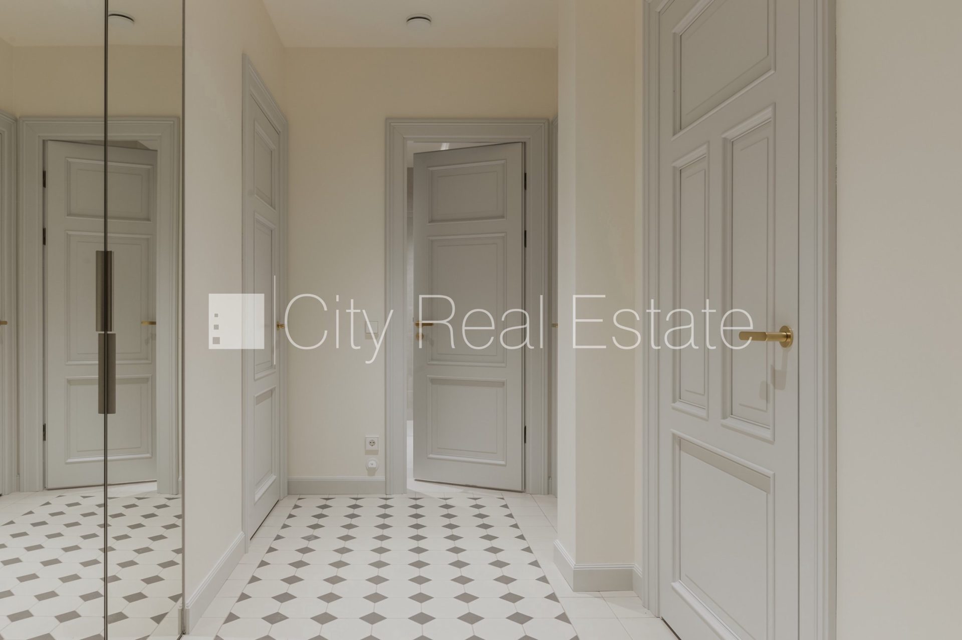 3-room apartment for rent in Riga, City Centre, 90 m², Photo 4 of 10