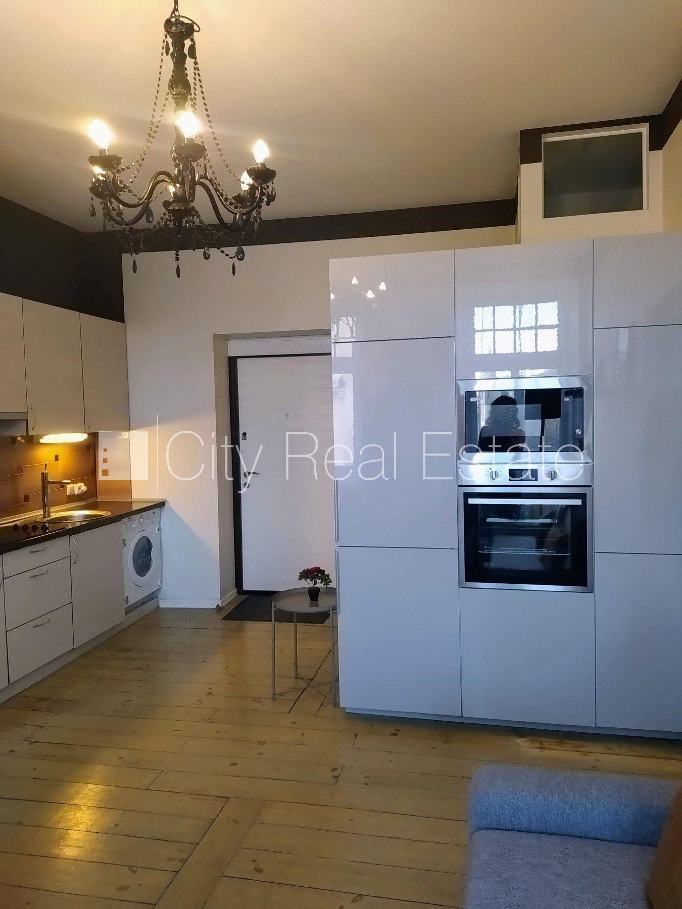 3-комнатная квартира в Рига, Центр, 50 м², аренда, Фото 1 из 10