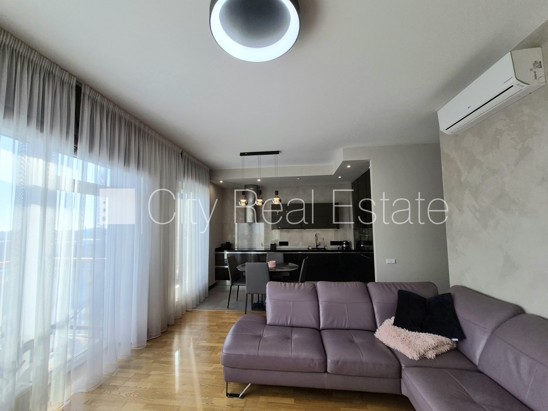4 kambarių butas Rīga, Centrs, 104 m², parduodamas, Nuotrauka 5 iš 10