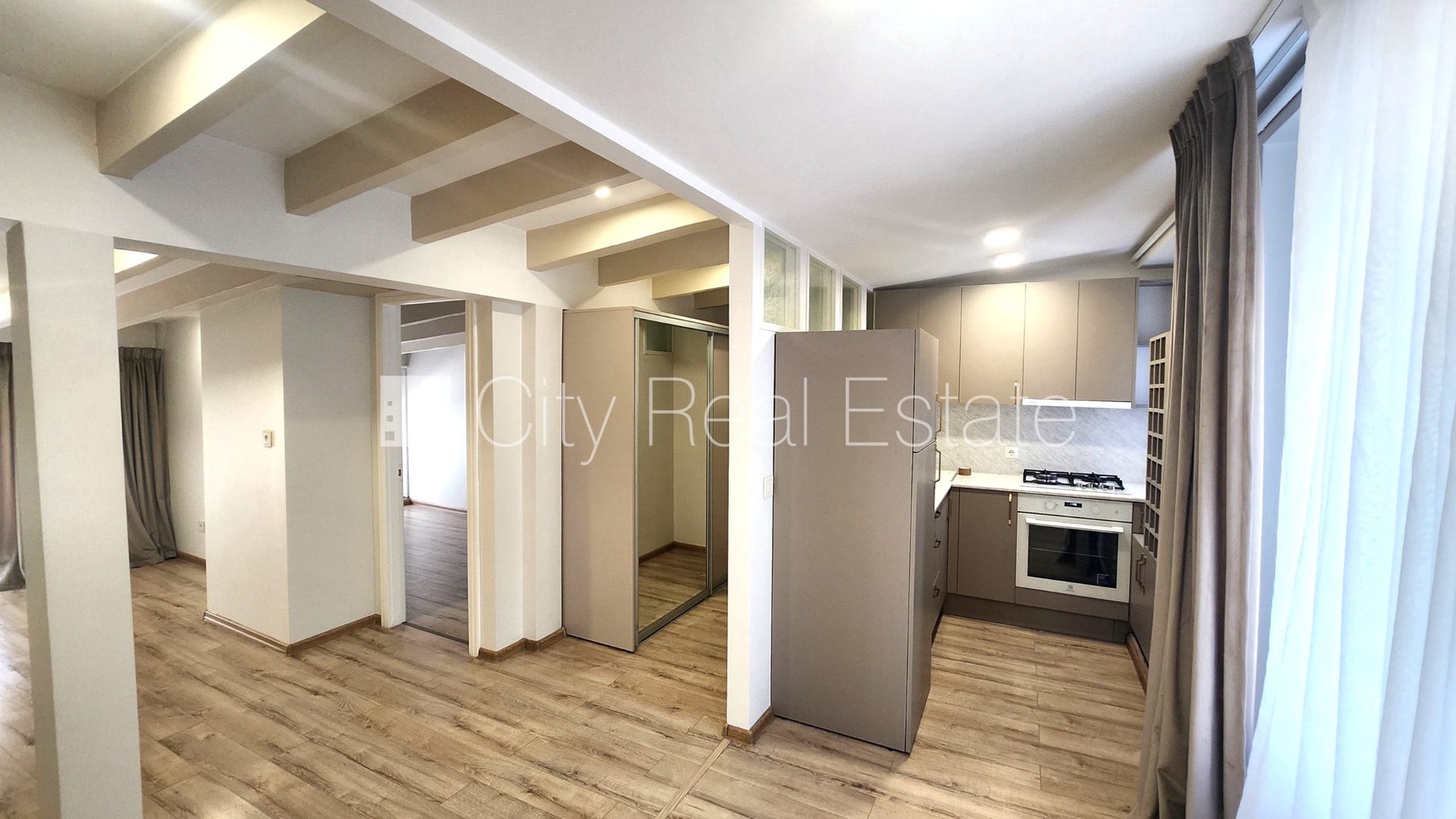 3-room apartment for rent in Riga, City Centre, 63 m², Photo 2 of 10