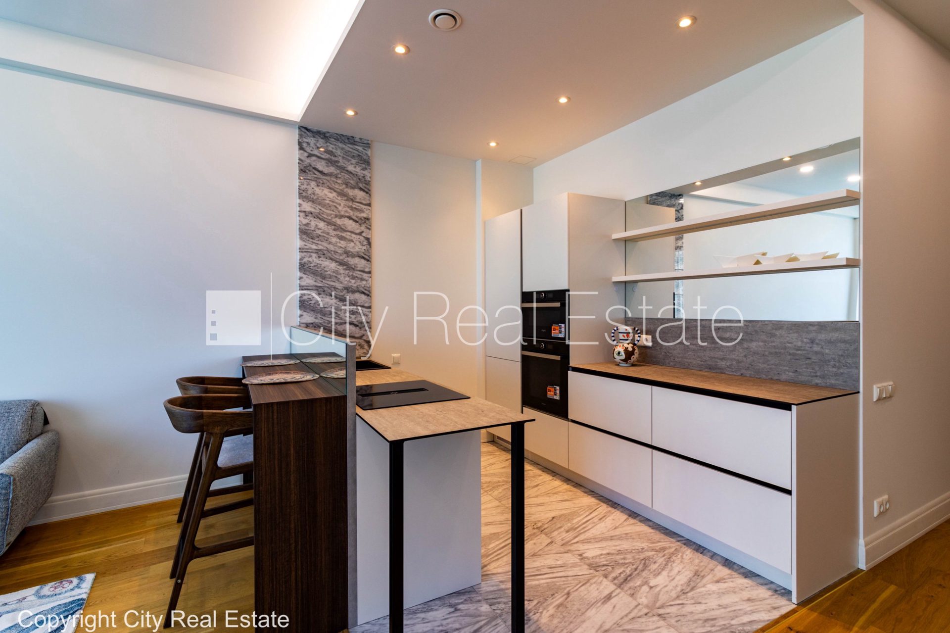3-комнатная квартира в Рига, Центр, 110 м², аренда, Фото 4 из 10