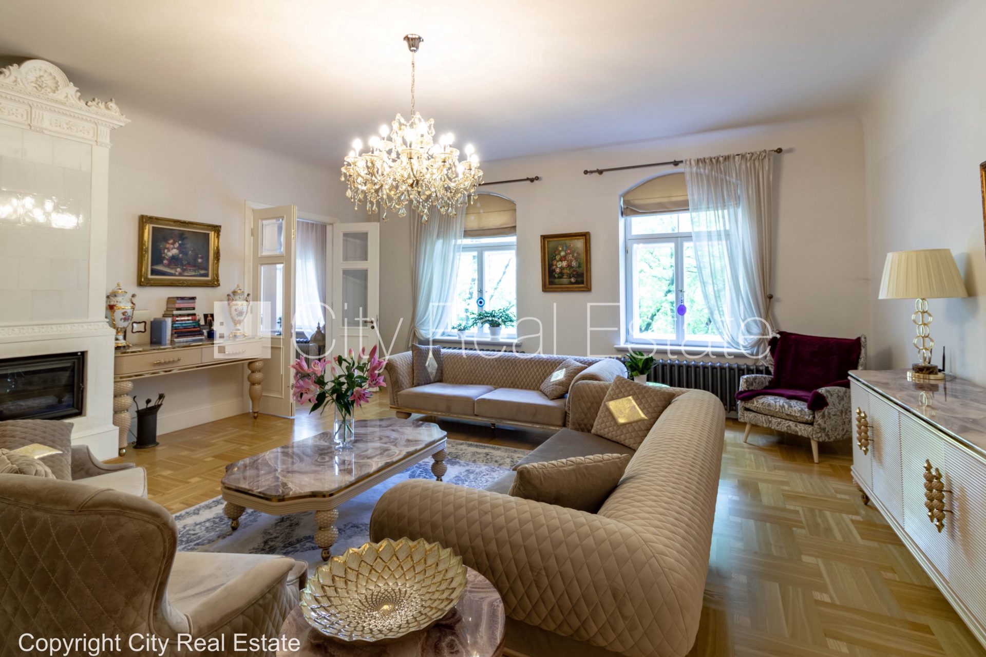 6 kambarių butas Rīga, Centrs, 230 m², nuomojamas, Nuotrauka 1 iš 10