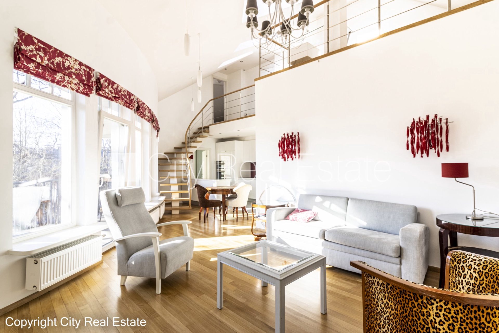 5-комнатная квартира в Рига, Агенскалнс, 117 м², аренда, Фото 1 из 10