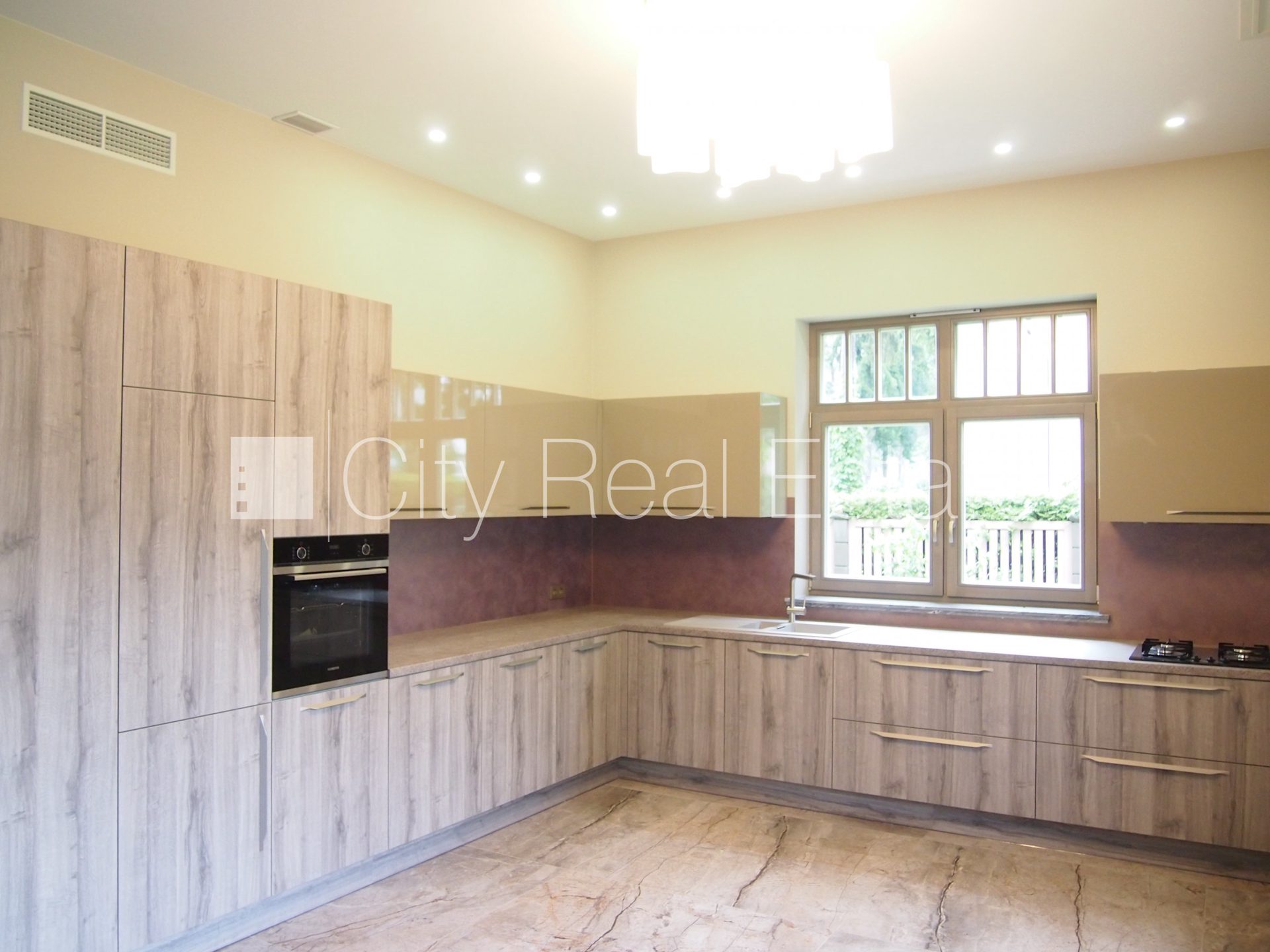 House for rent in Jūrmala, Bulduri, 350 m², Photo 4 of 10