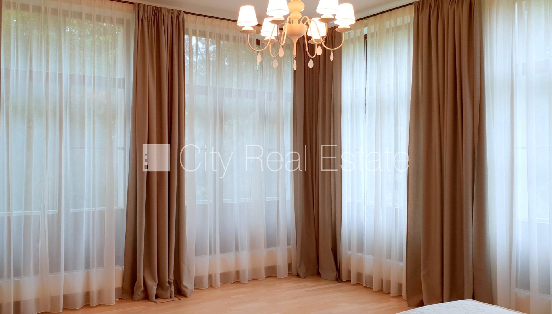 5 kambarių butas Rīga, Centrs, 249 m², nuomojamas, Nuotrauka 10 iš 10
