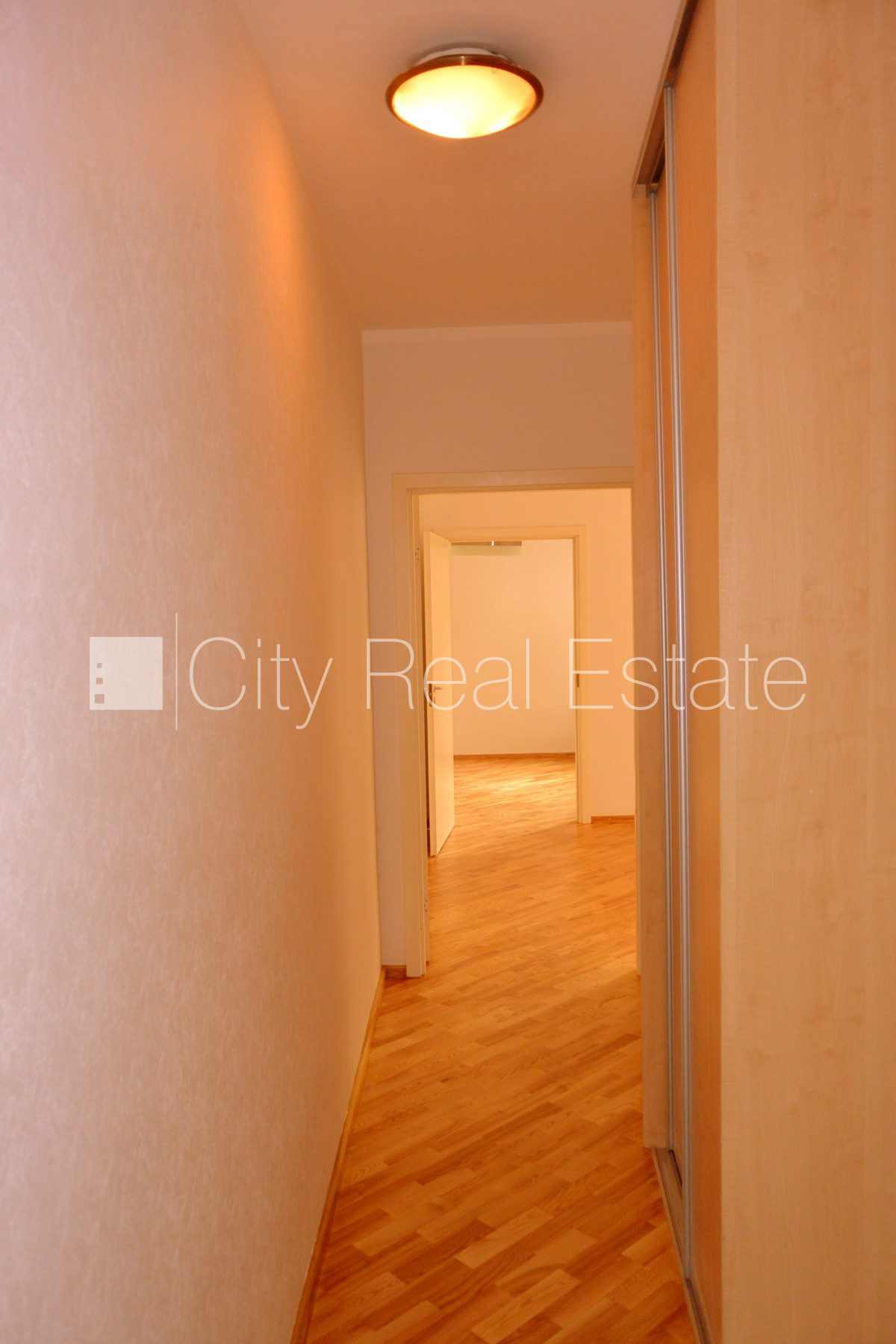 2-room apartment for rent in Riga, City Centre, 43 m², Photo 9 of 10