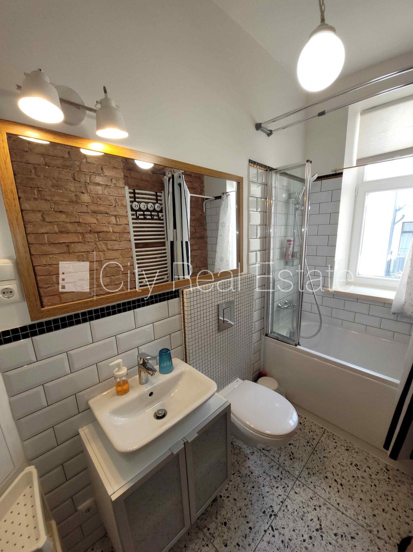 3-room apartment for rent in Riga, City Centre, 60 m², Photo 9 of 10