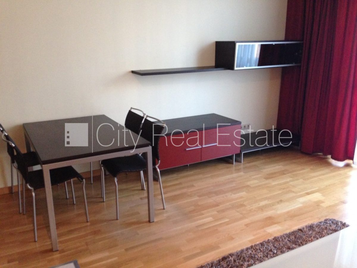2 kambarių butas Rīga, Centrs, 53 m², parduodamas, Nuotrauka 3 iš 10
