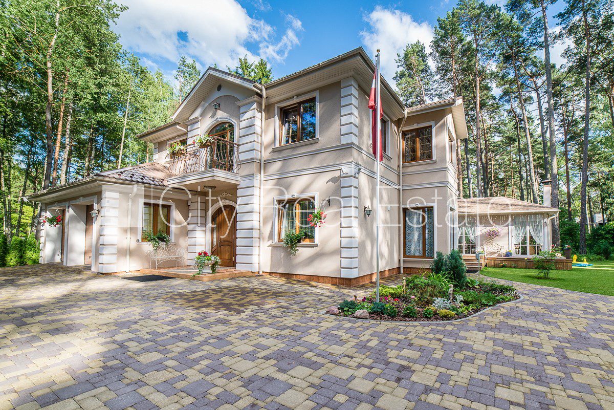 Namas Jūrmala, Dzintari, 365 m², parduodamas, Nuotrauka 1 iš 10
