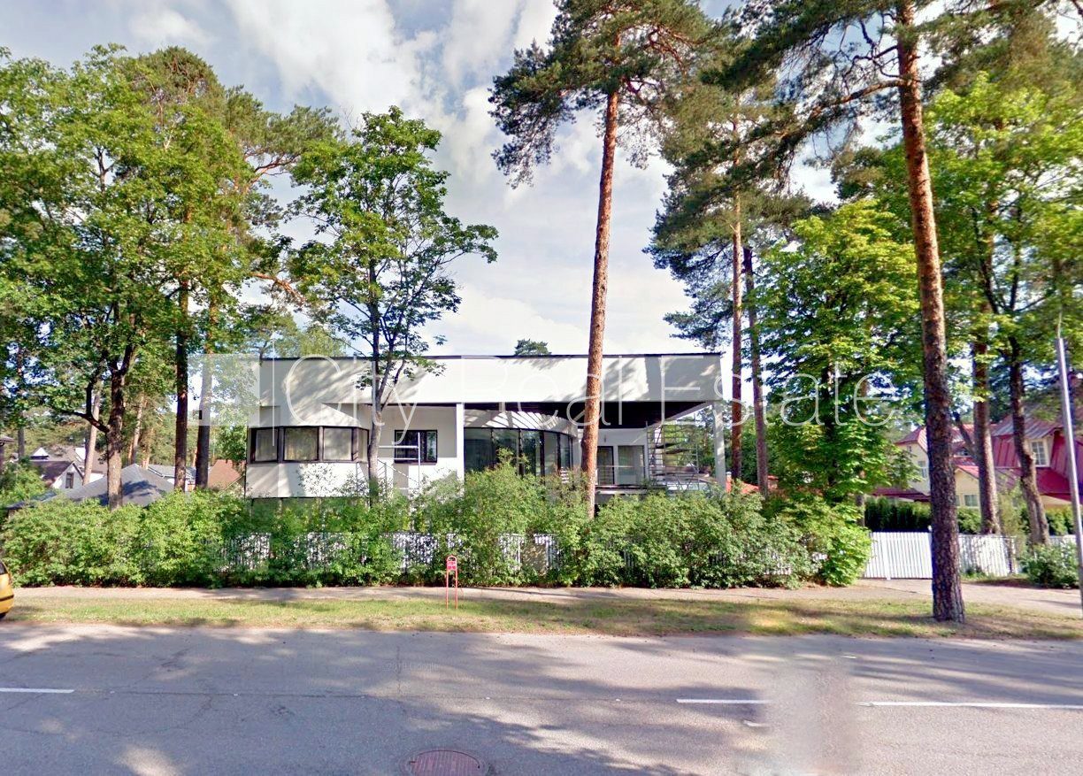 House for sale in Jūrmala, Lielupe, 741 m², Photo 1 of 10