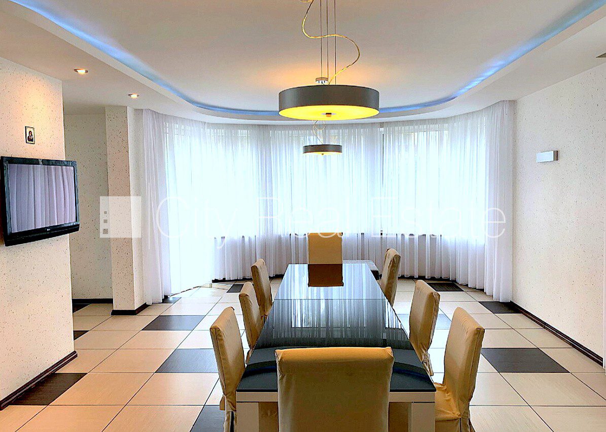 House for sale in Jūrmala, Lielupe, 741 m², Photo 4 of 10