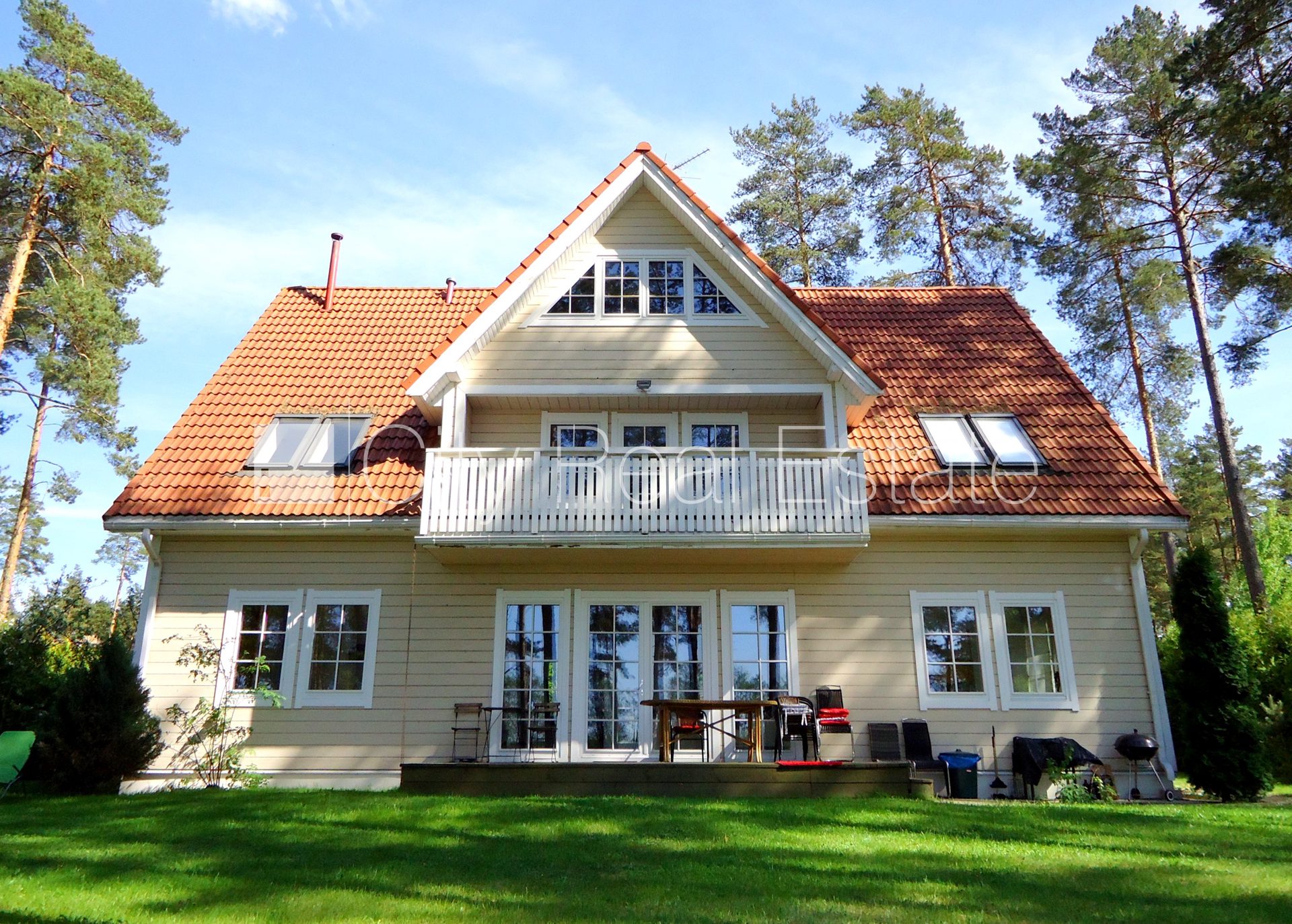 House for sale in Ādaži Parish, 330 m², Photo 1 of 10