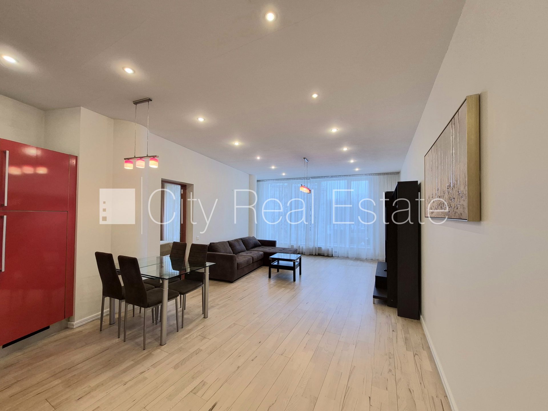 2-комнатная квартира в Рига, Центр, 81 м², продажа, Фото 1 из 10