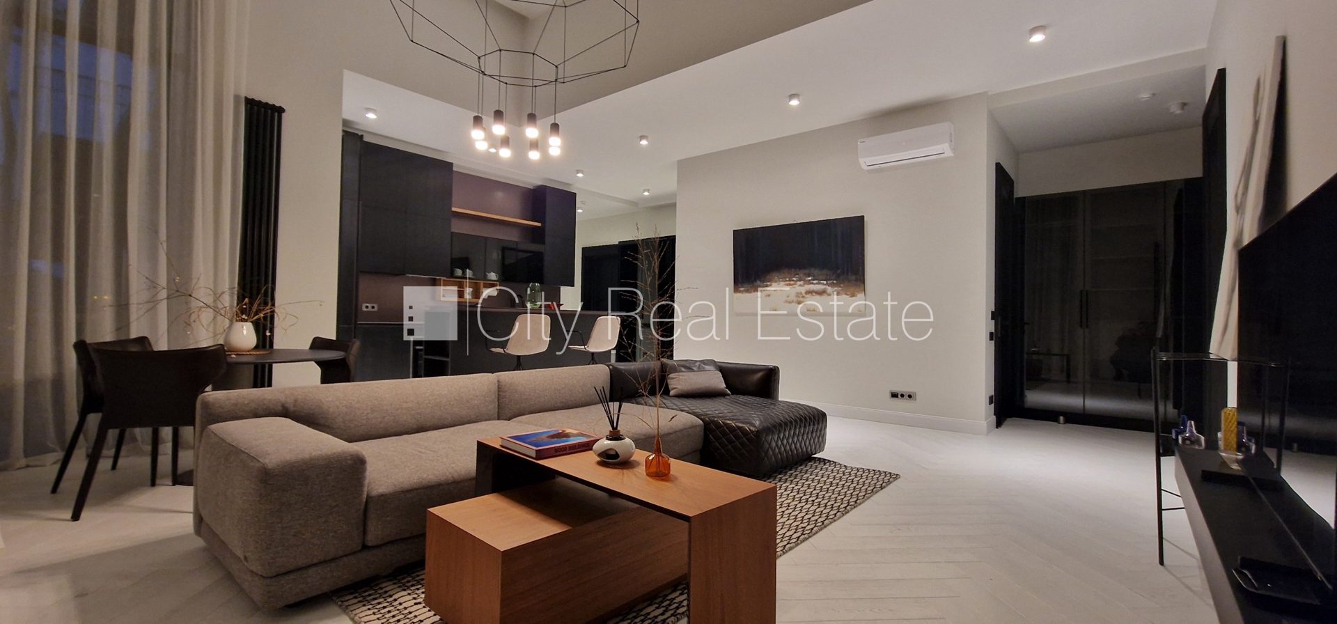 4 kambarių butas Jūrmala, Bulduri, 130 m², parduodamas, Nuotrauka 1 iš 10