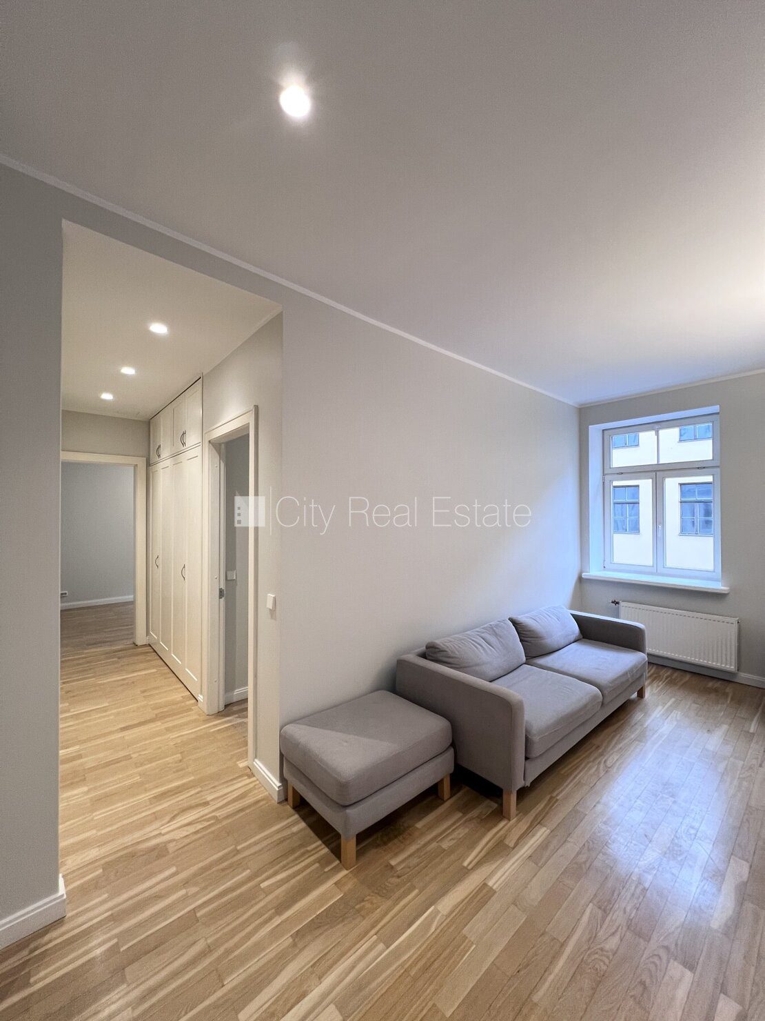 2-комнатная квартира в Рига, Центр, 73 м², аренда, Фото 1 из 10