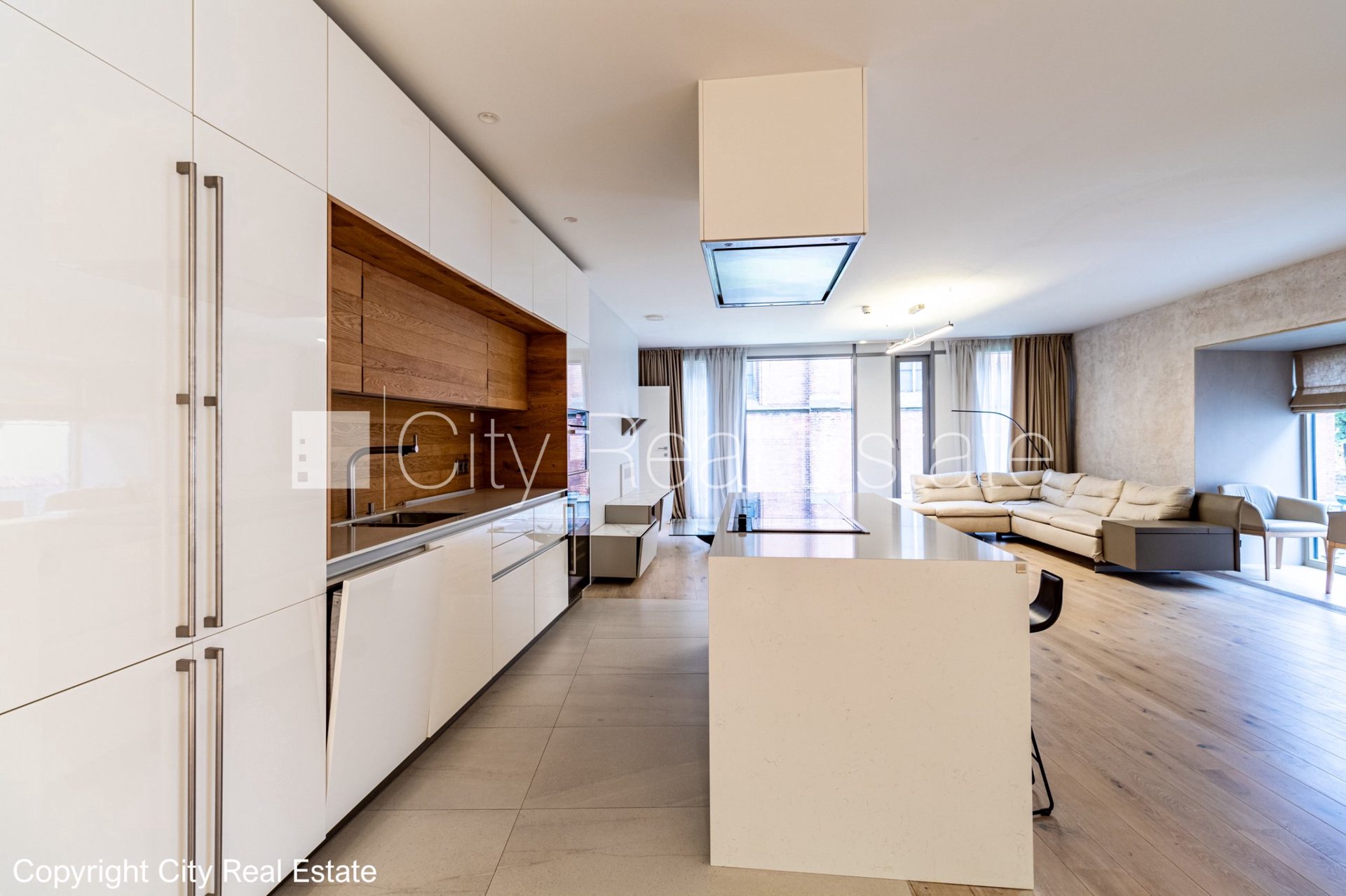 4-room apartment for sale in Riga, Old Riga, 192 m², Photo 2 of 10