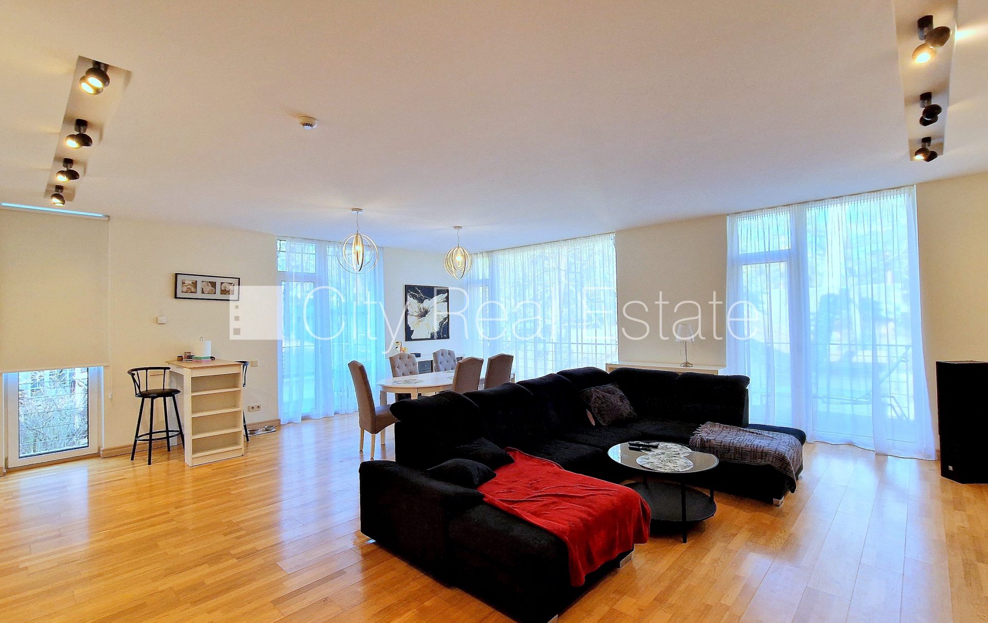 3 kambarių butas Jūrmala, Bulduri, 124 m², parduodamas, Nuotrauka 3 iš 10