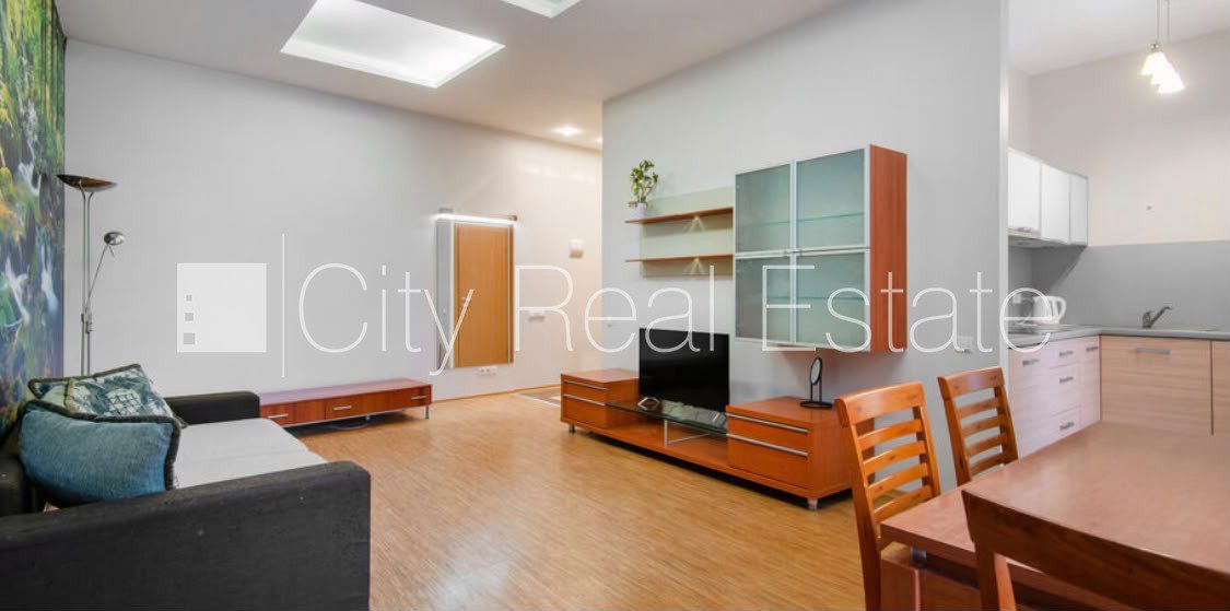 2 kambarių butas Rīga, Centrs, 58 m², parduodamas, Nuotrauka 2 iš 10