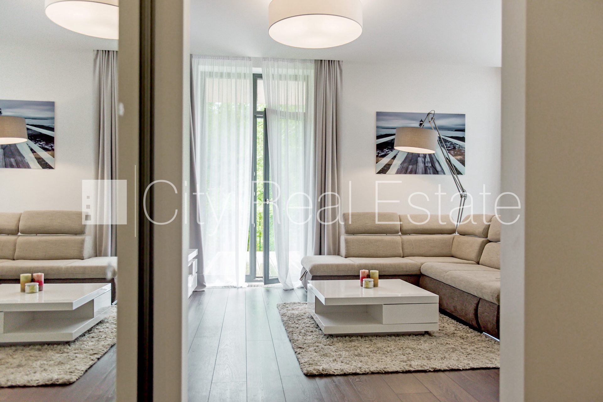 3-комнатная квартира в Юрмала, Меллужи, 143 м², аренда, Фото 2 из 10