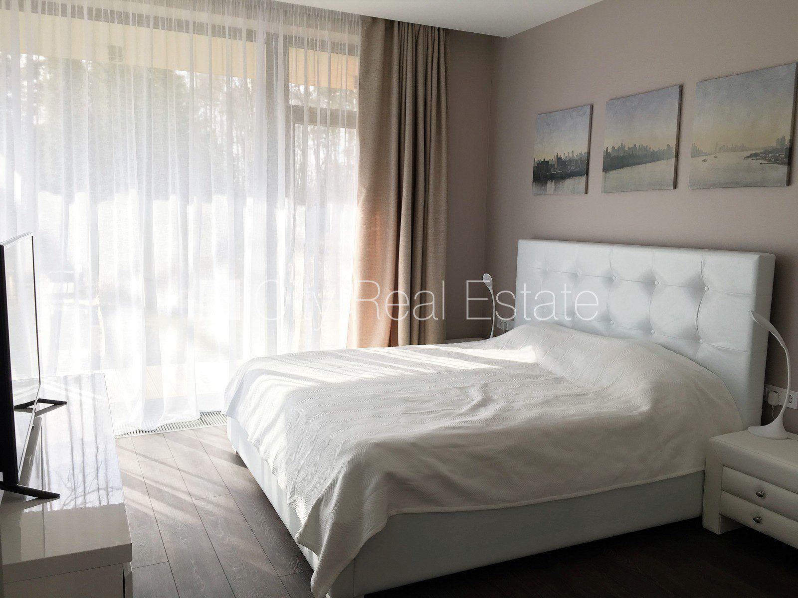 3-комнатная квартира в Юрмала, Меллужи, 143 м², аренда, Фото 8 из 10