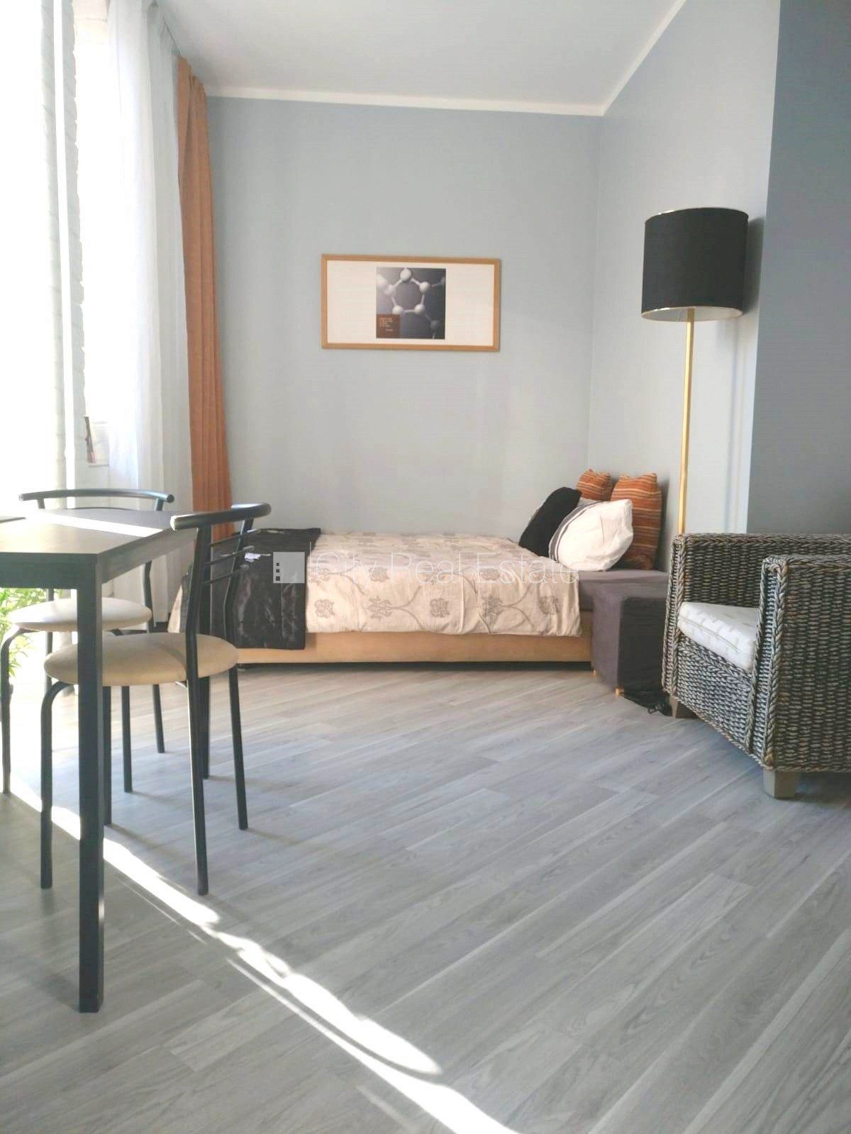 1-комнатная квартира в Рига, Центр, 35 м², аренда, Фото 2 из 10