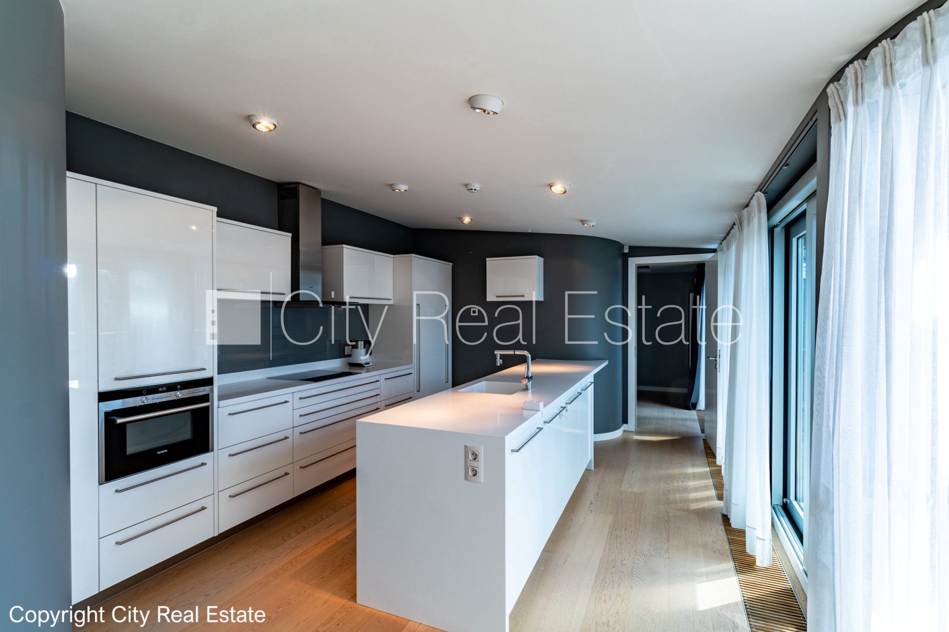 3-комнатная квартира в Рига, Центр, 154 м², продажа, Фото 10 из 10