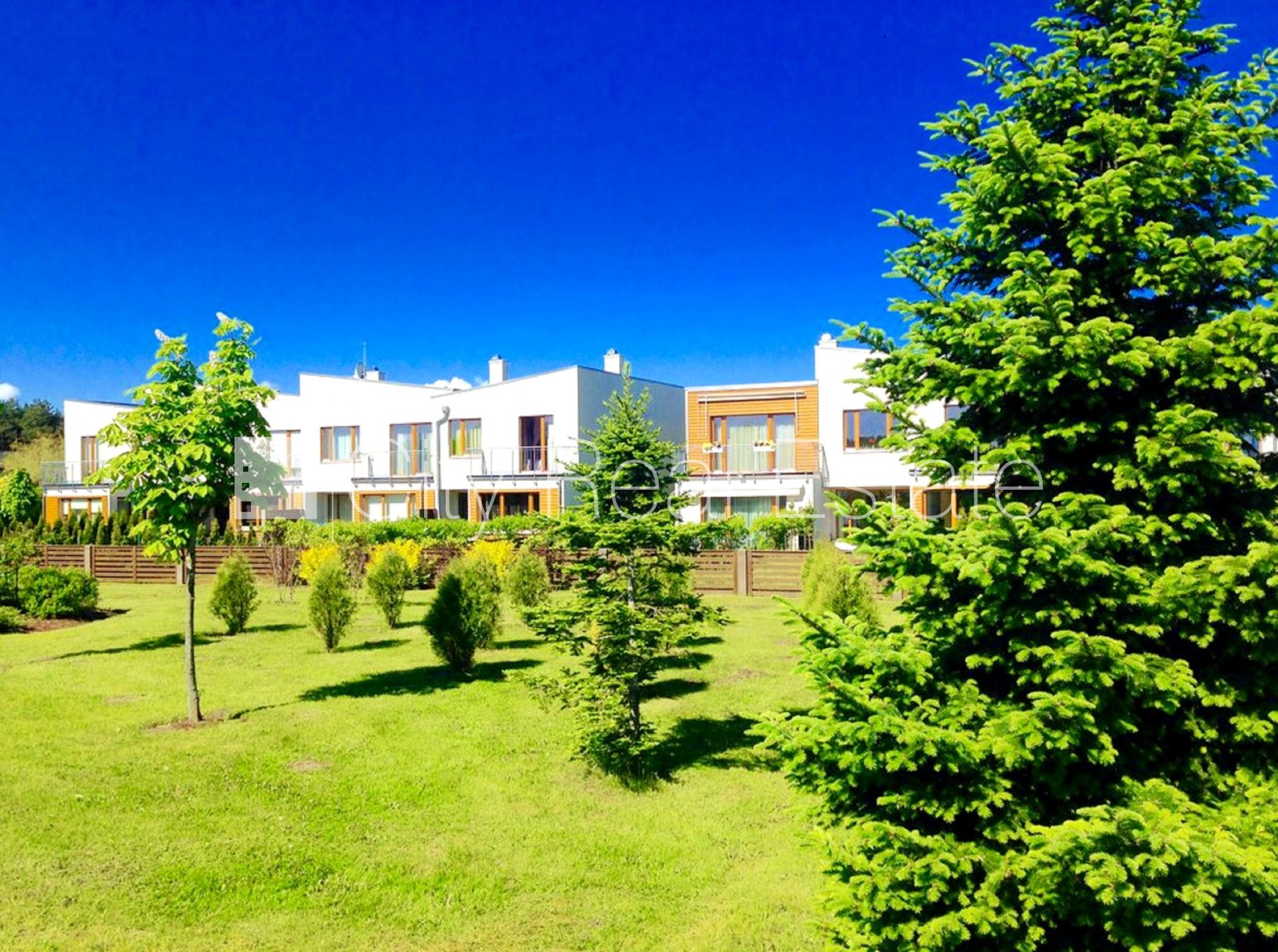 House for sale in Babīte Parish, 179 m², Photo 1 of 10