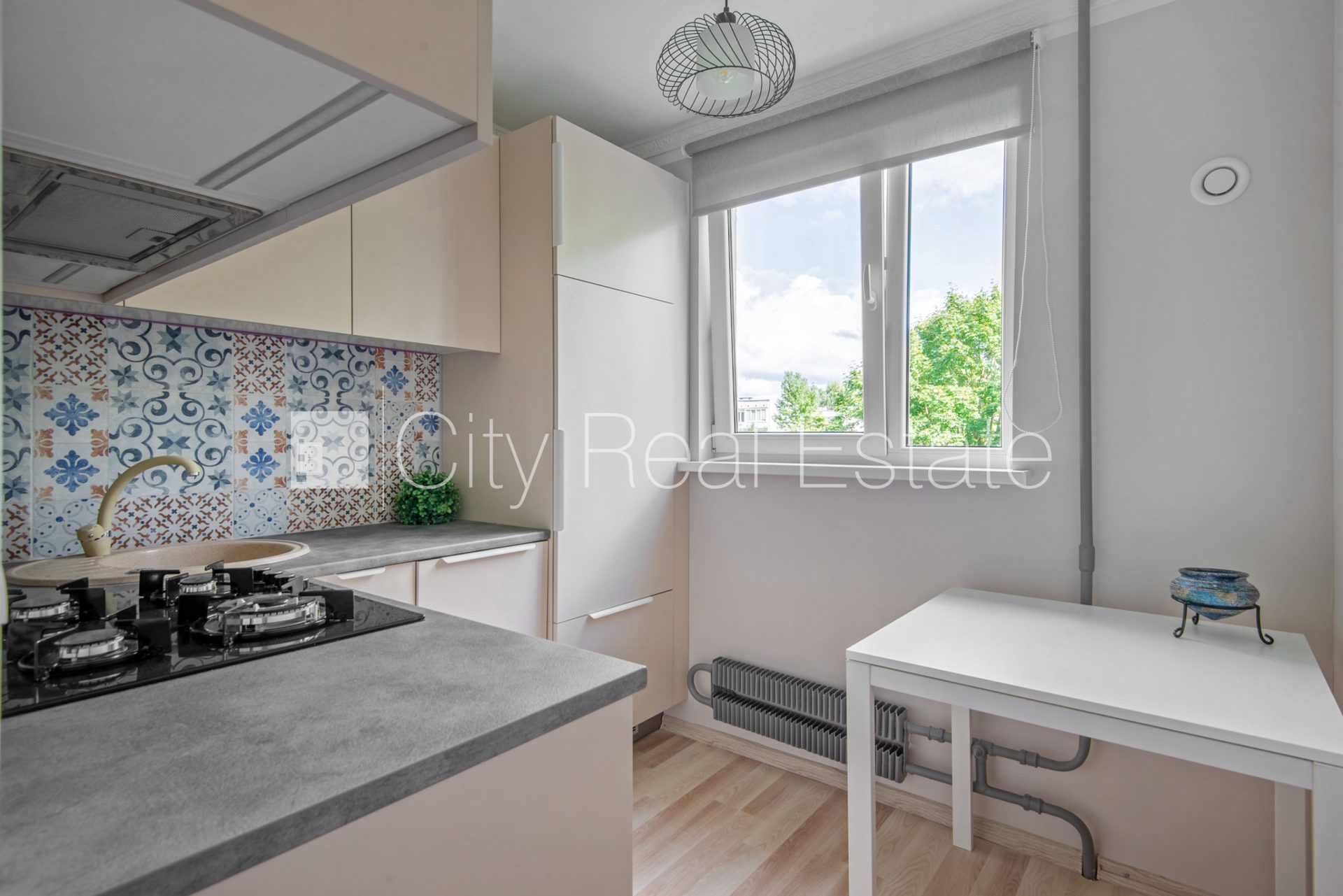 3 kambarių butas Rīga, Iļģuciems, 69 m², parduodamas, Nuotrauka 1 iš 10
