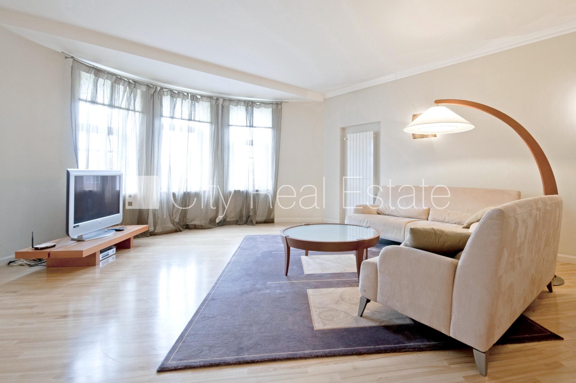 4 kambarių butas Rīga, Centrs, 128 m², parduodamas, Nuotrauka 1 iš 10