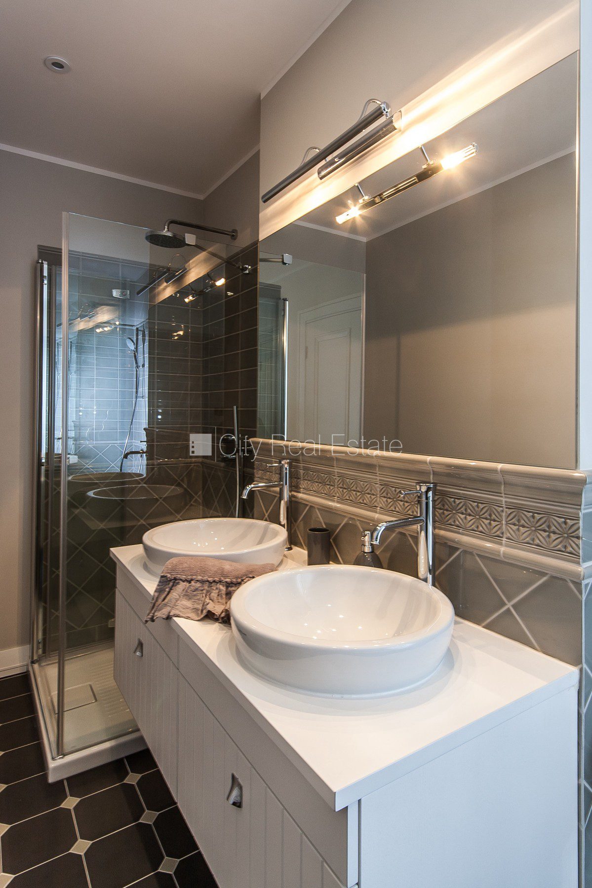 3-комнатная квартира в Рига, Центр, 97 м², продажа, Фото 4 из 6