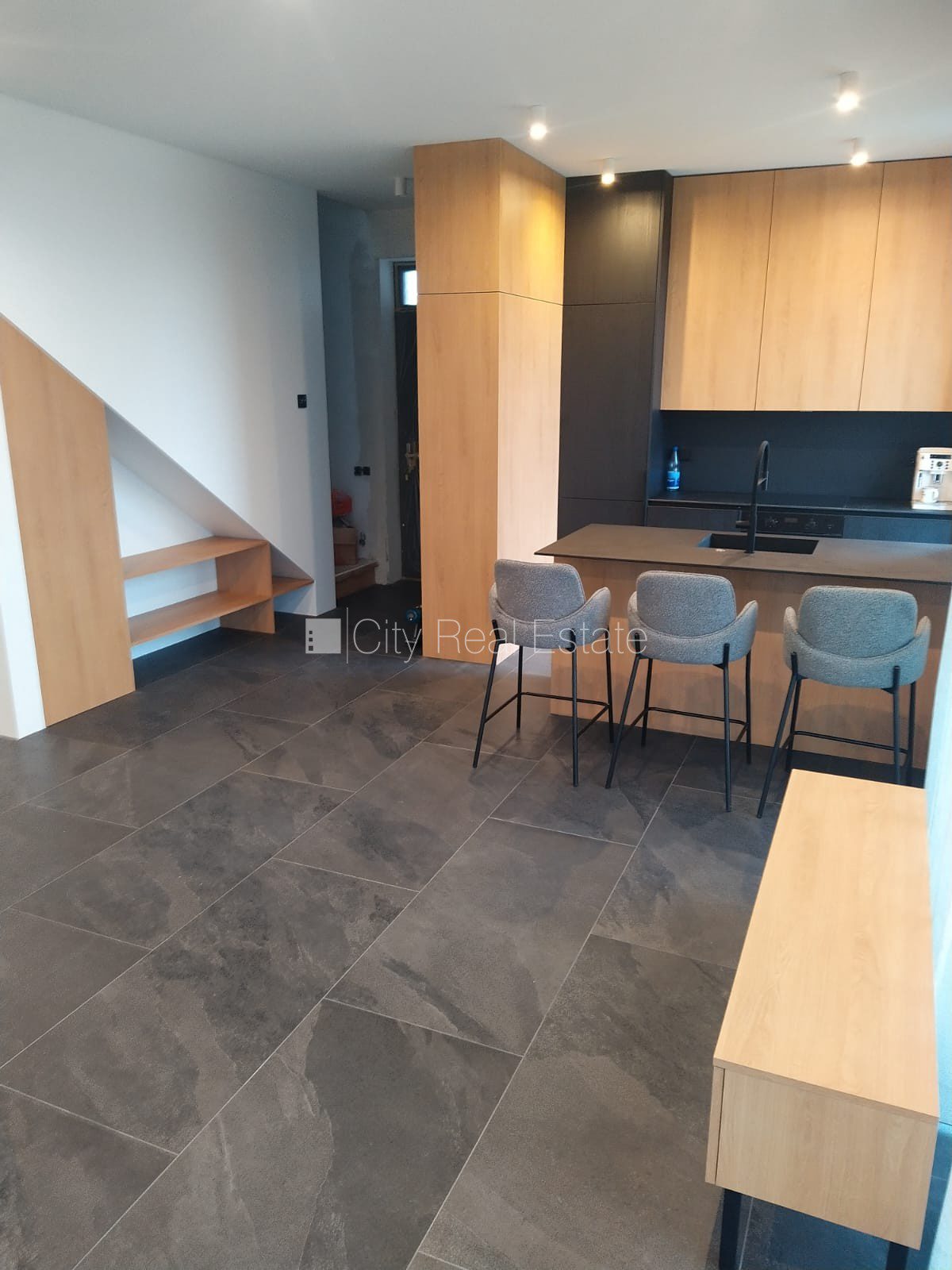 Дом в , 137 м², продажа, Фото 3 из 10