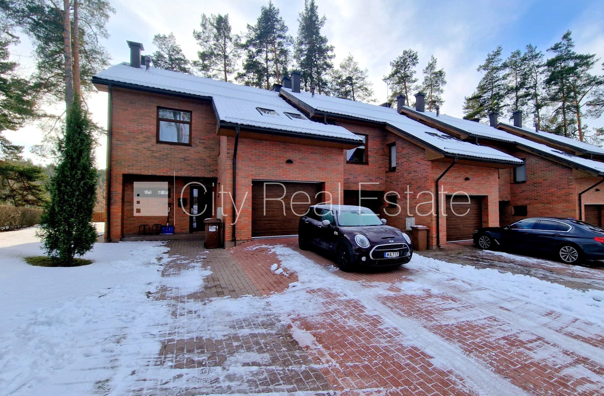 Дом в Рига, Сужи, 180 м², продажа, Фото 1 из 10