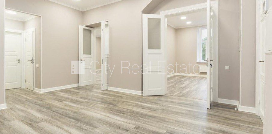 6-room apartment for sale in Riga, City Centre, 155 m², Photo 2 of 10