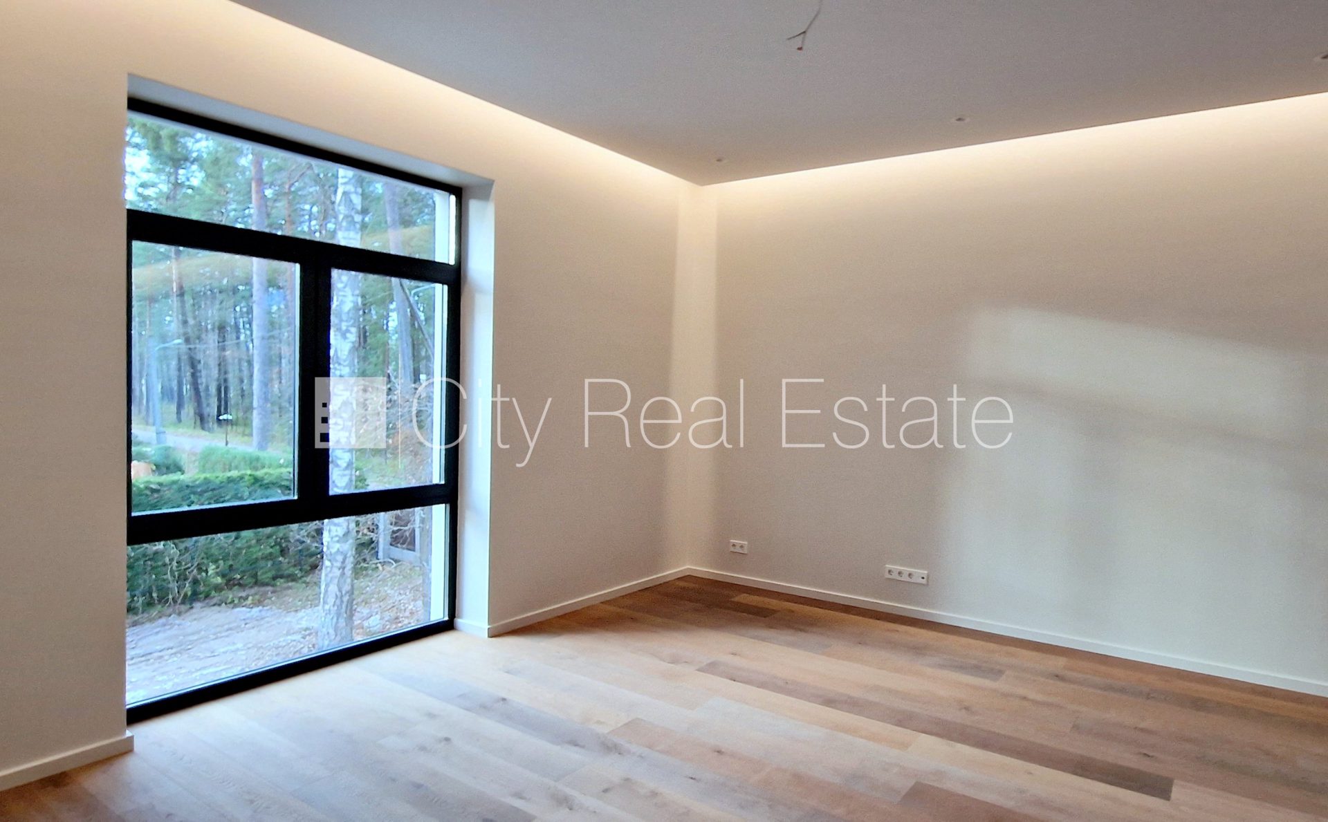 3 istabu dzīvoklis Jūrmala, Dzintari, 115 m², pārdod, Foto 7 no 10