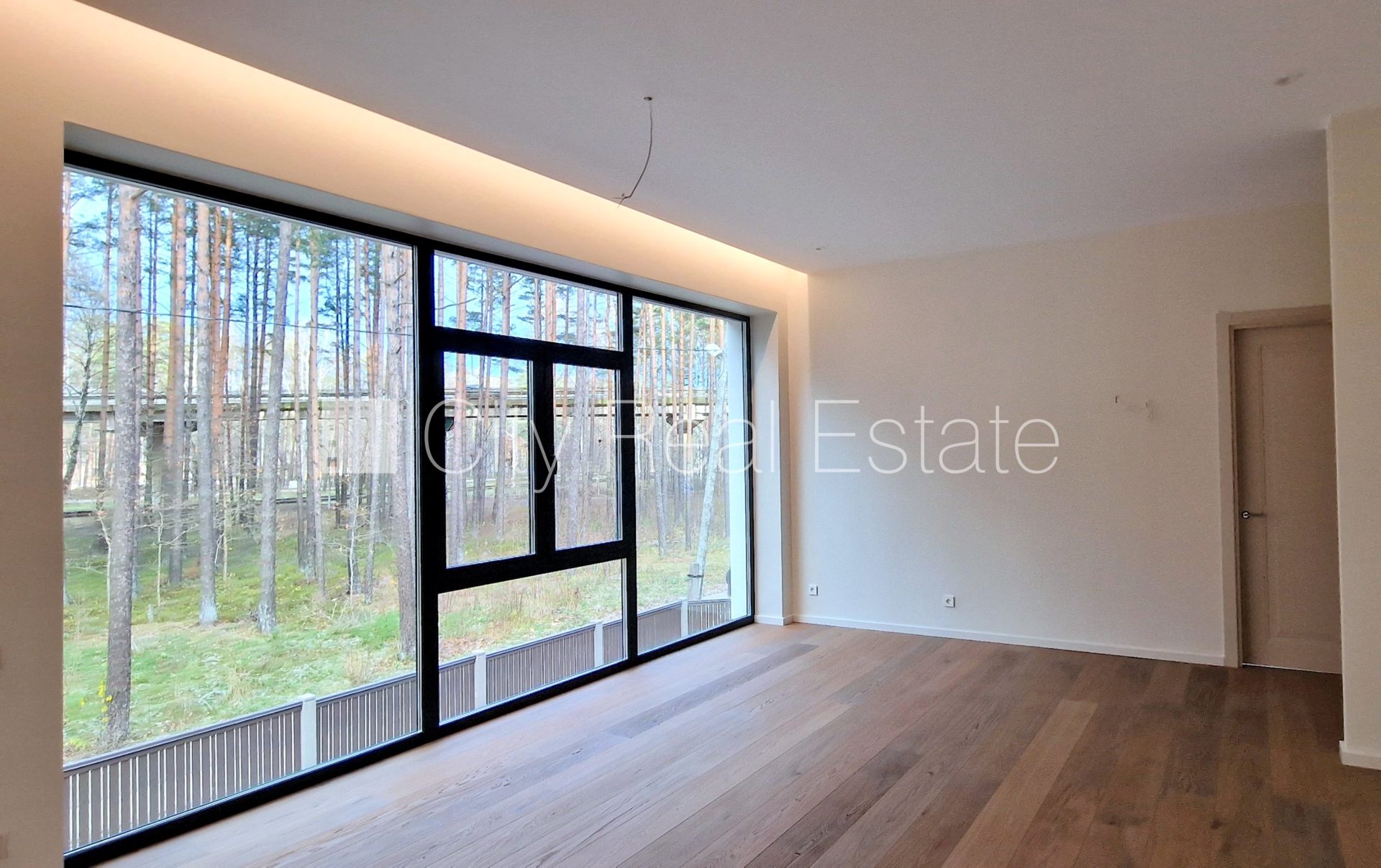 3 istabu dzīvoklis Jūrmala, Dzintari, 115 m², pārdod, Foto 9 no 10