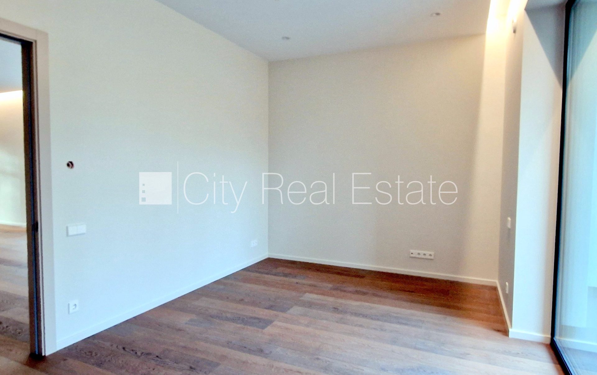 3 istabu dzīvoklis Jūrmala, Dzintari, 115 m², pārdod, Foto 10 no 10