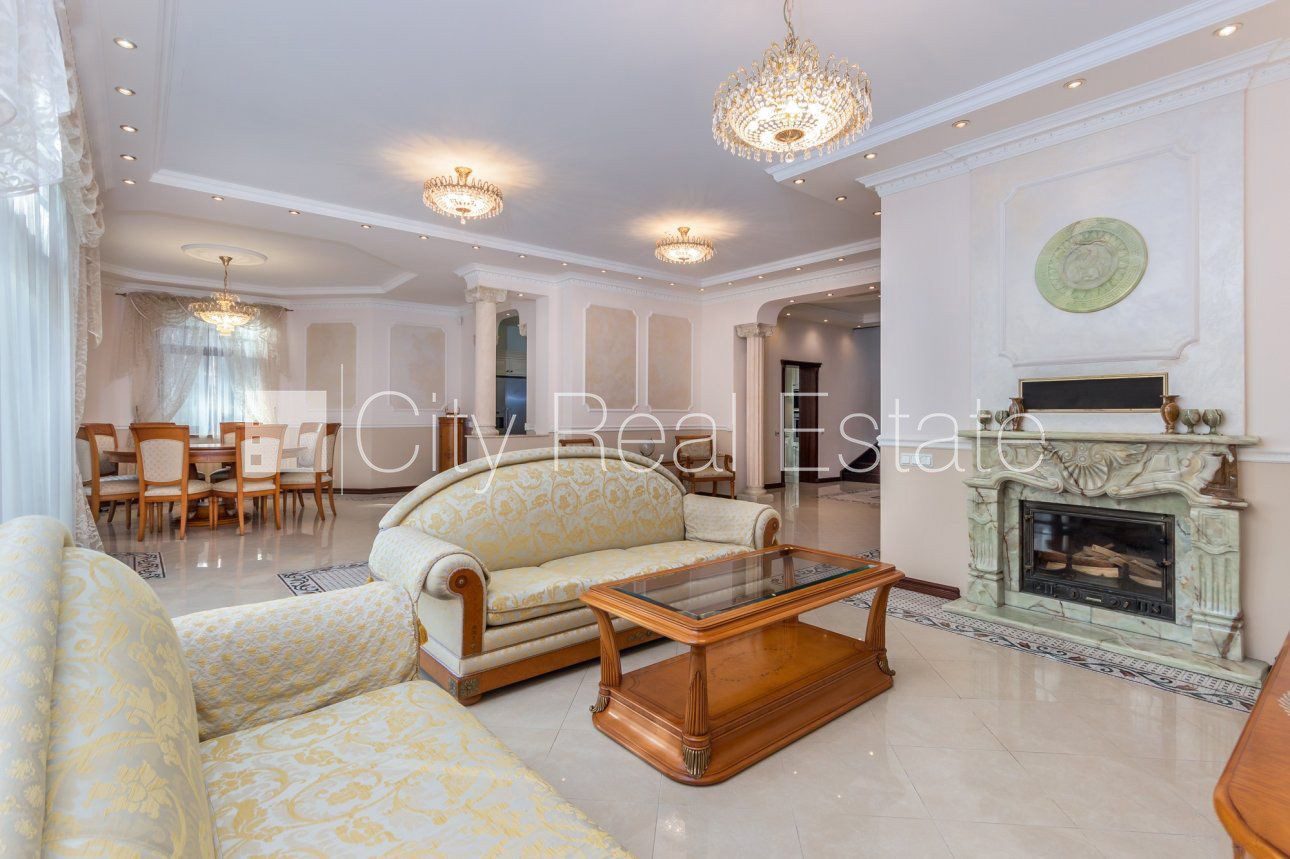 Дом в , 607 м², продажа, Фото 5 из 10