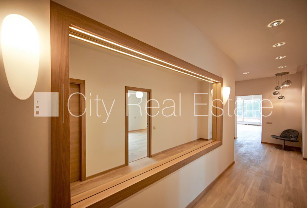 3 istabu dzīvoklis Carnikava, 190 m², pārdod, Foto 9 no 10