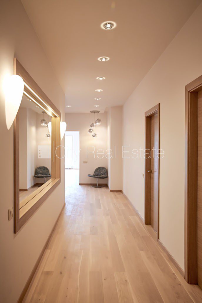 3 istabu dzīvoklis Carnikava, 190 m², pārdod, Foto 10 no 10
