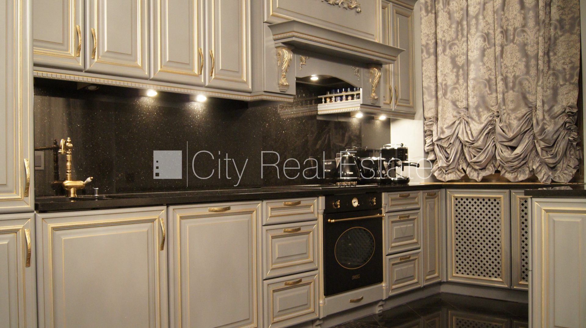 3-room apartment for sale in Riga, City Centre, 115 m², Photo 1 of 10
