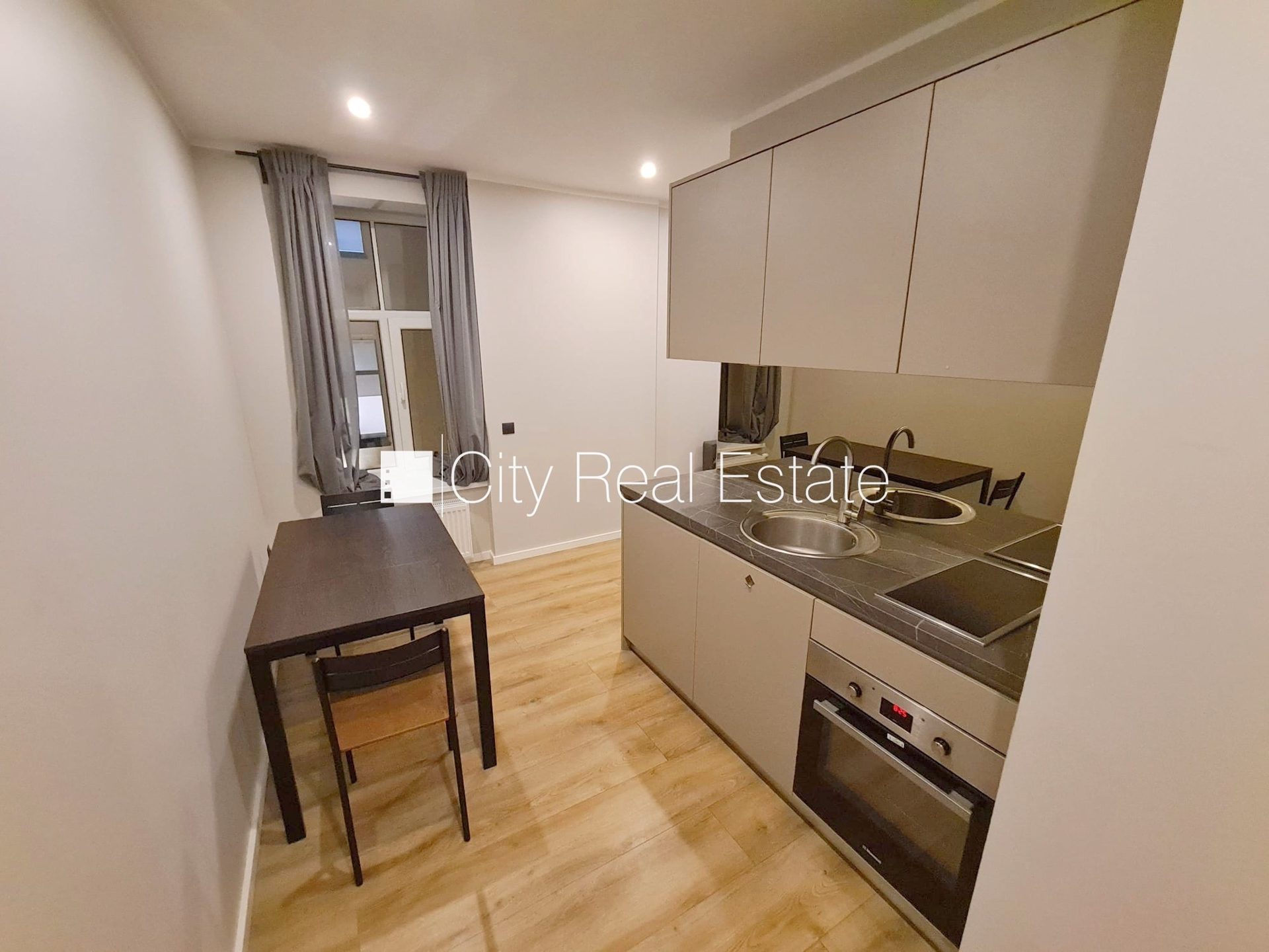 1-toaline korter Rīga, Centrs, 30 m², üür, Foto 5 / 10