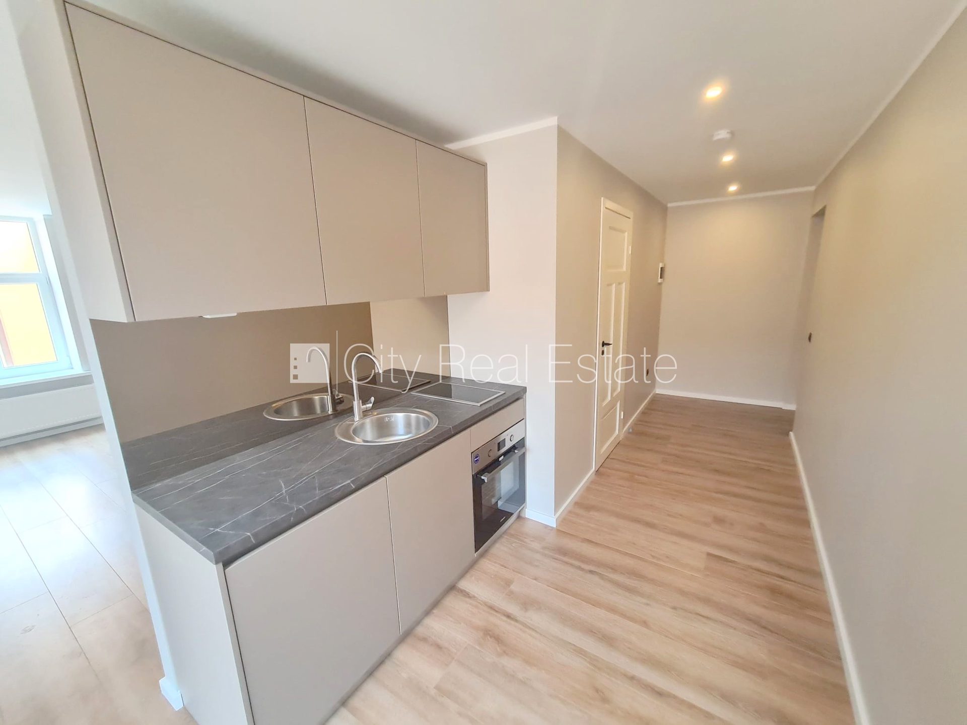 1-toaline korter Rīga, Centrs, 30 m², üür, Foto 7 / 10